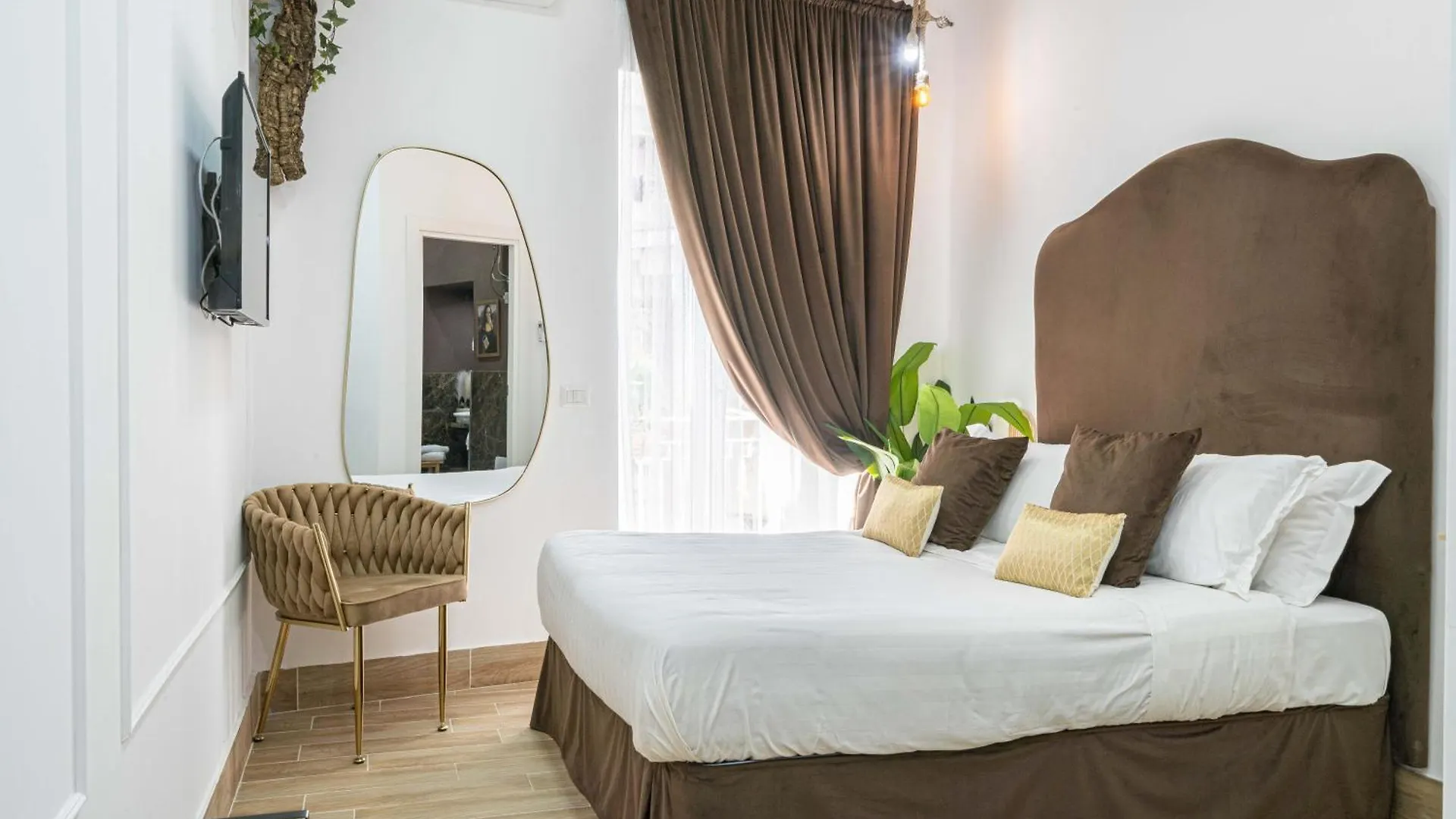 Terra Apartment City Center Napoli 0*, Naples Italy