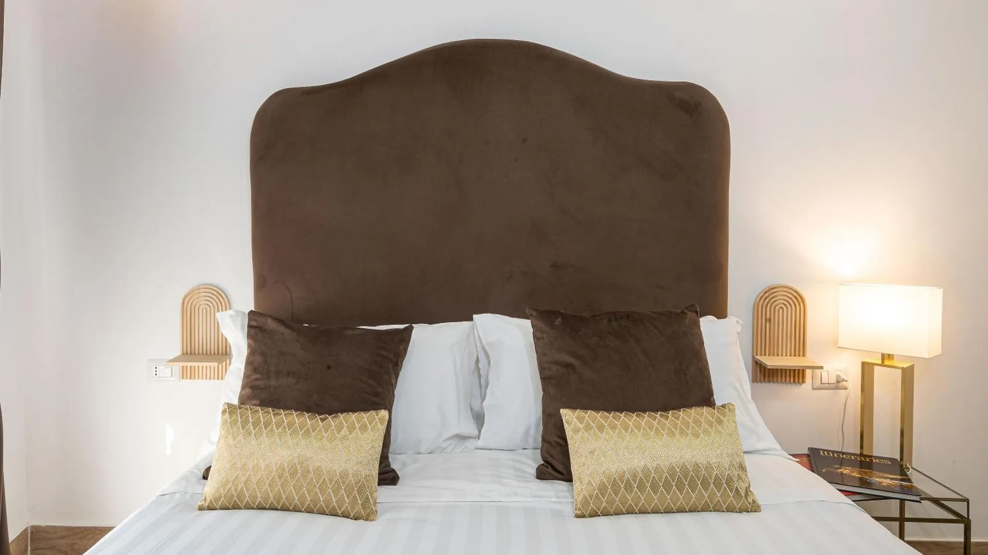 Terra Apartment City Center Napoli Italien